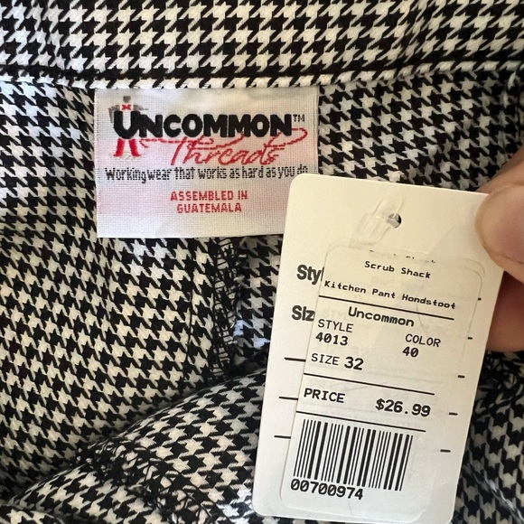 Uncommon Threads Button Chef Pants - Picture 4 of 9